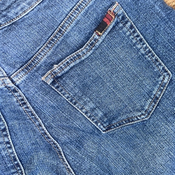Blue Straight Leg Jeans Mid Rise Red Plaid Patches Women's Size 6 Style & Co - Picture 3 of 12
